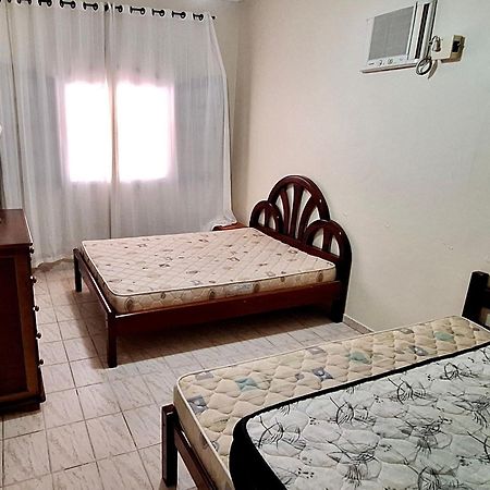 Casa Familiar Para Temporada Em Peruíbe المظهر الخارجي الصورة